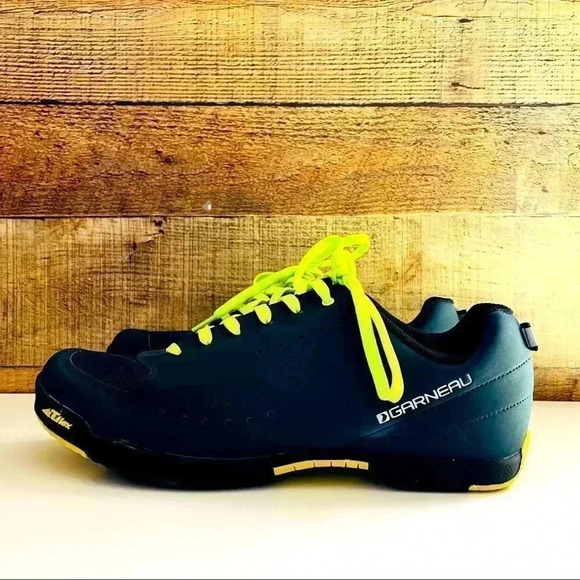 NWOT Louis Garneau Urban Cycling Shoes - Picture 3 of 10